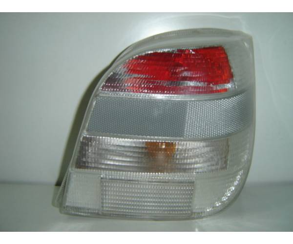 PILOTO TRASERO DERECHO (BLANCO) Ford...