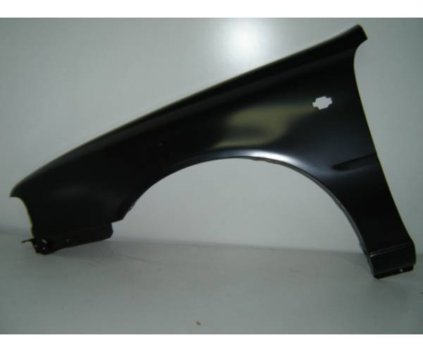 ALETA IZQUIERDO NISSAN CUBIC 1992.01-...